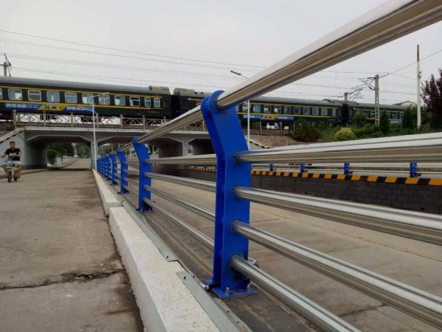 遵化橋梁防撞護欄